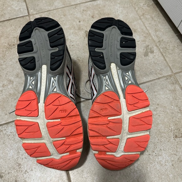 🌼ASICS Women’s Gel Flux 4 - Picture 5 of 9